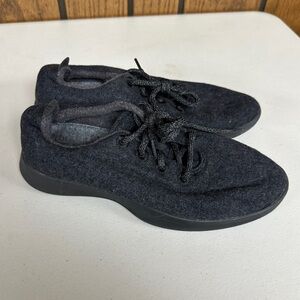 Allbirds Tree Runner shoes - Size 10 - Black/Dark Grey